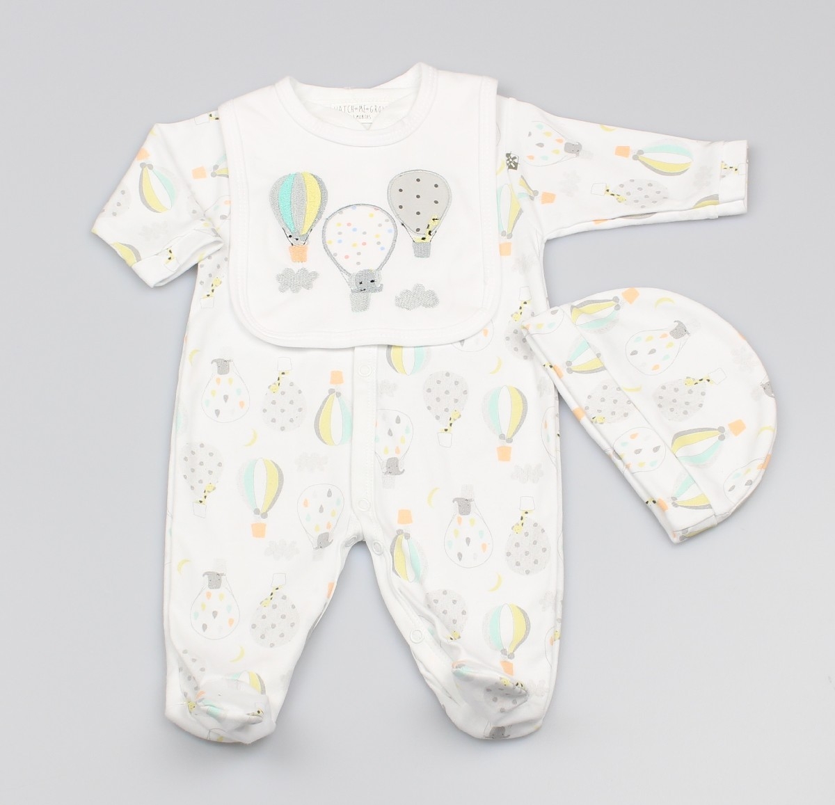 Baby 3pc Layette Gift Set - Sleepsuit, Bib And Cap